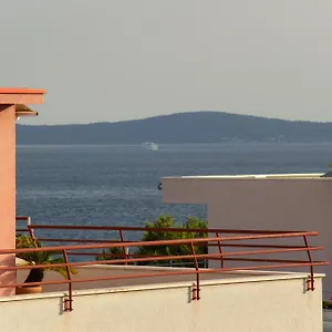 https://beachside-apartment-attico.splithotels.org